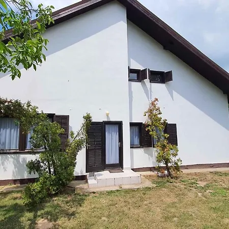 Holiday home Holiday In Zamardi/balaton 20364