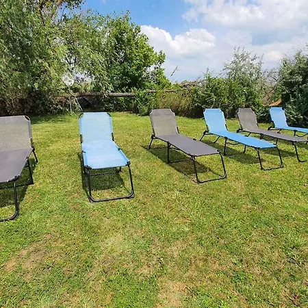Holiday In Zamardi/balaton 20364 度假居 *