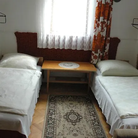 度假居 Holiday In Zamardi/balaton 20364 *